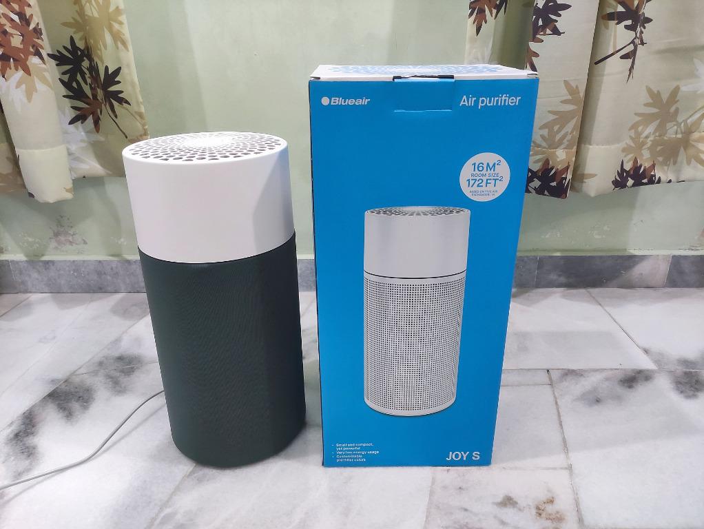 Blue outlet air joy