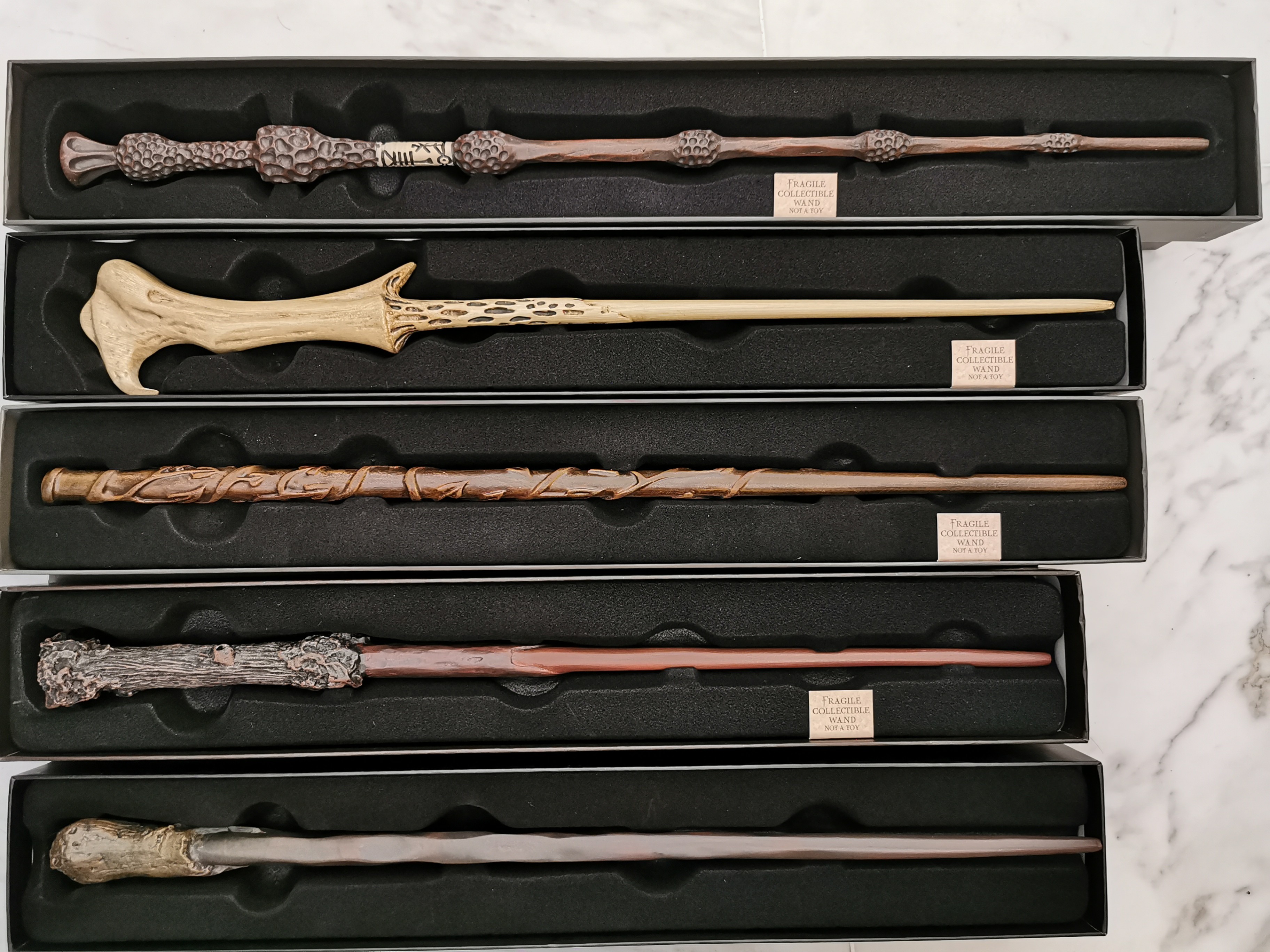 BNIB Authentic Harry Potter Wand Set Hobbies Toys
