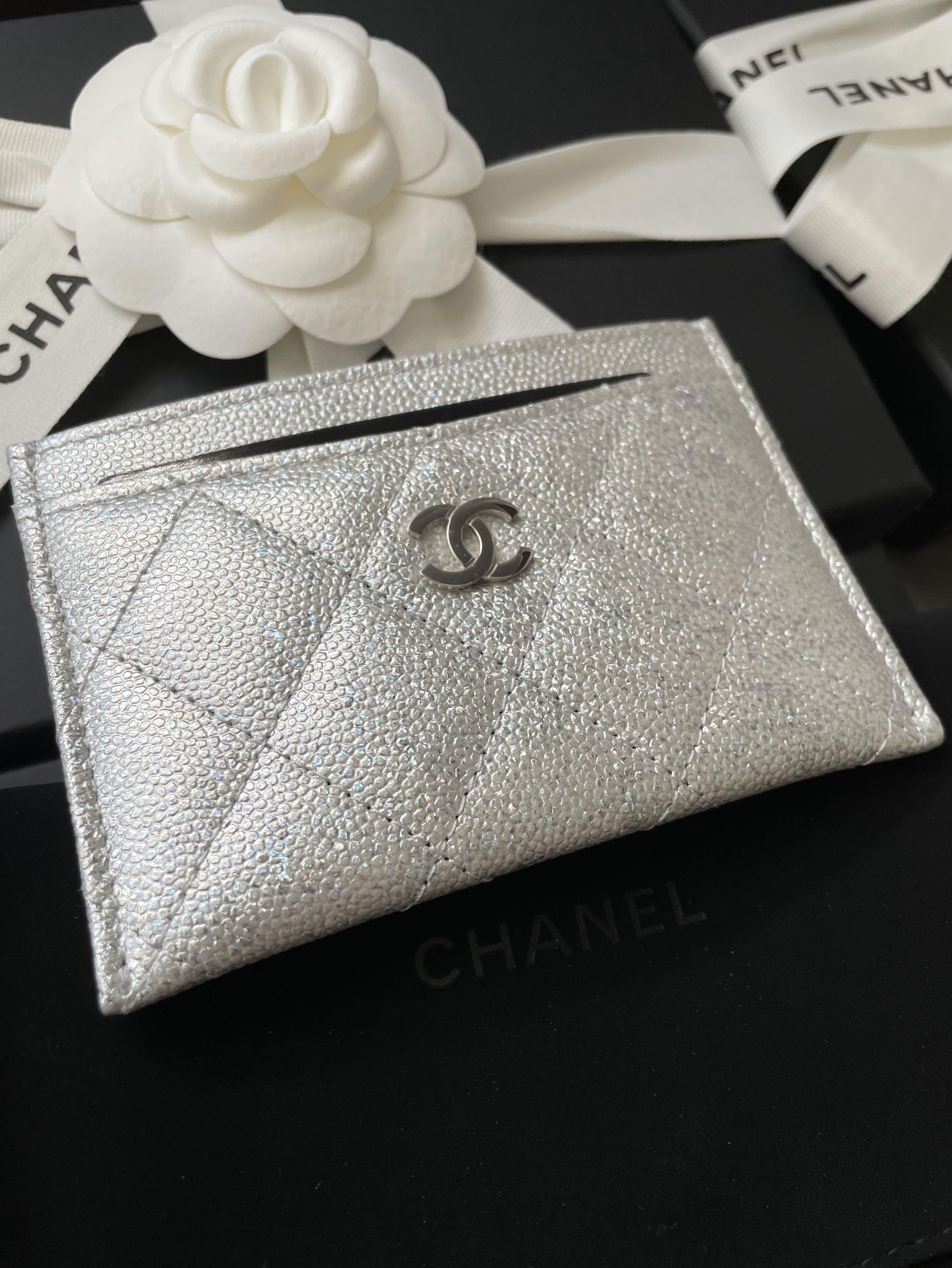 CHANEL 21K Rainbow Gradient Flat Card Holder *New