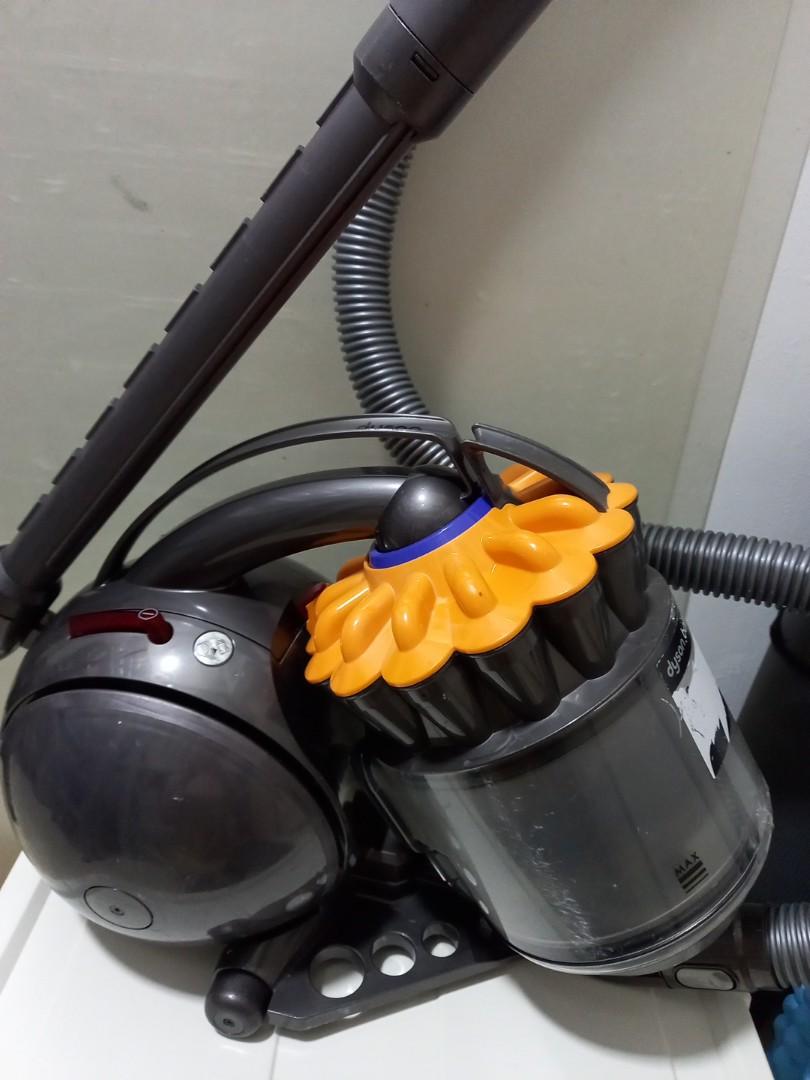 Dyson, Furniture & Home Living, Cleaning & Homecare Supplies, Cleaning