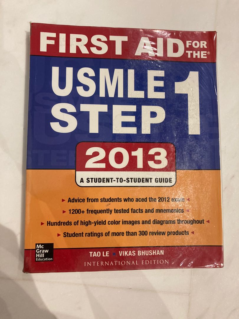 First aid USMLE step 1, Hobbies & Toys, Books & Magazines, Textbooks