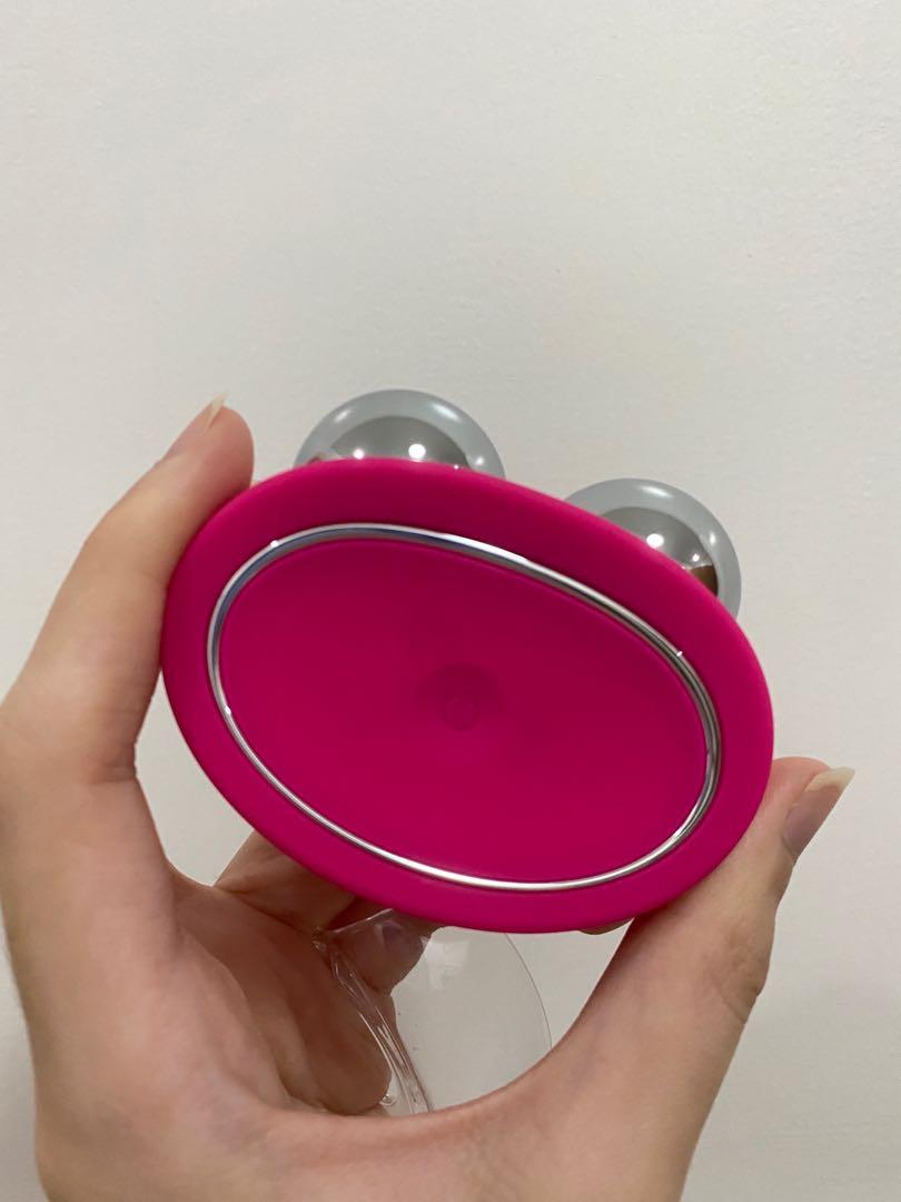 Foreo Bear Smart Microcurrent Facial Toning (Category: Face Care) located in Cabanatuan. Submitted by makeup_goodies (Listing ID 1115981325, Image 2). Description: Purchased last 08.08. lang. Complete Set as shown on picture. Can pass as brandnew..