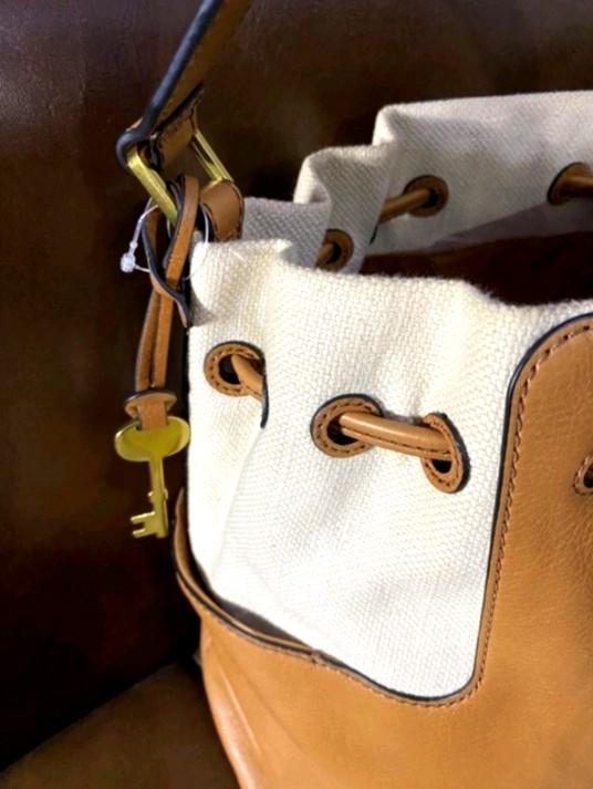 Fossil online cooper bucket