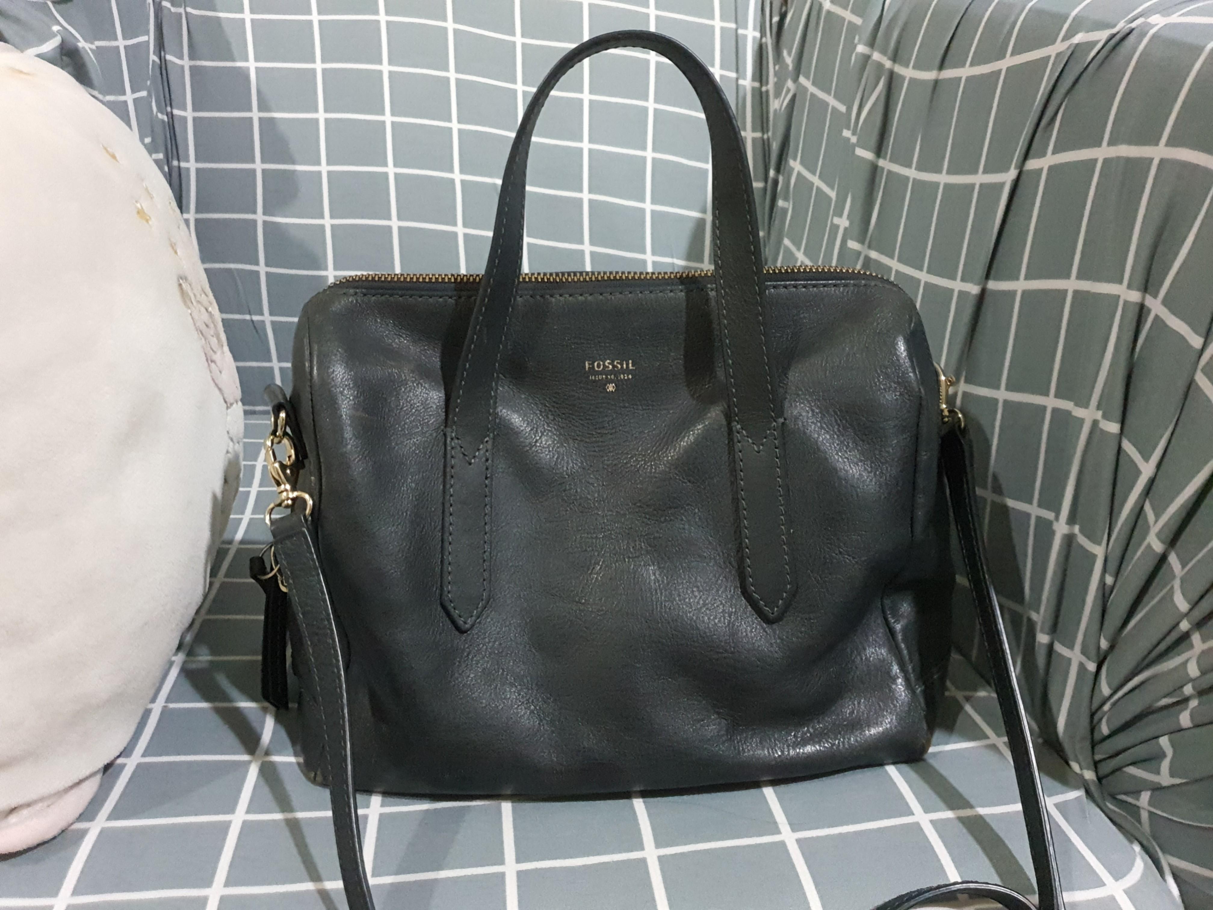 Fossil dark green leather hand or 