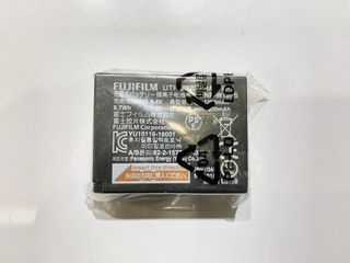 (Kategori: ) berada di . Dikirim oleh 666_camera (ID iklan 1115899822, Gambar 1). Deskripsi: .