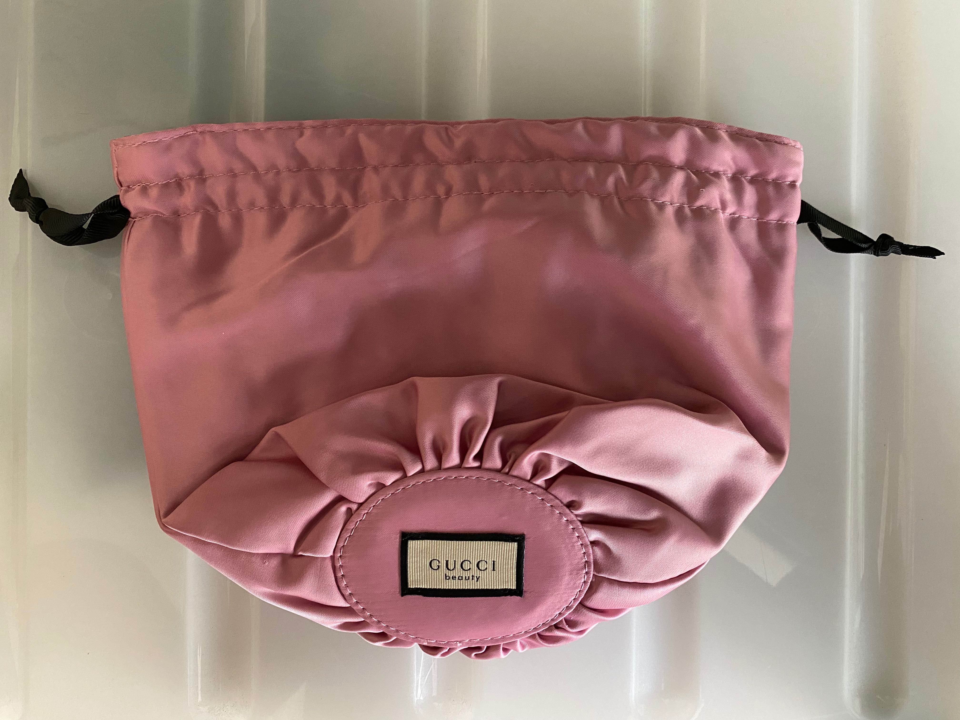 GUCCI Beauty Pink Satin Cosmetic Makeup Bag Pouch VIP Gift New