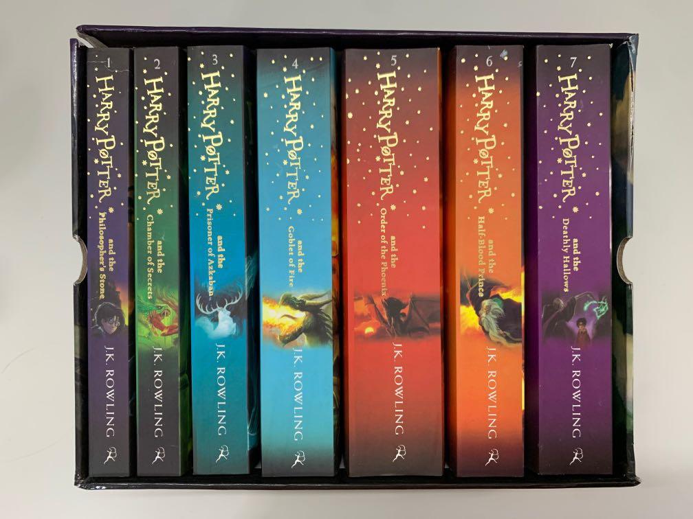 Harry Potter : Coffret collector : 7 volumes by Rowling, J-K (2011)  Paperback: unknown author: : Books