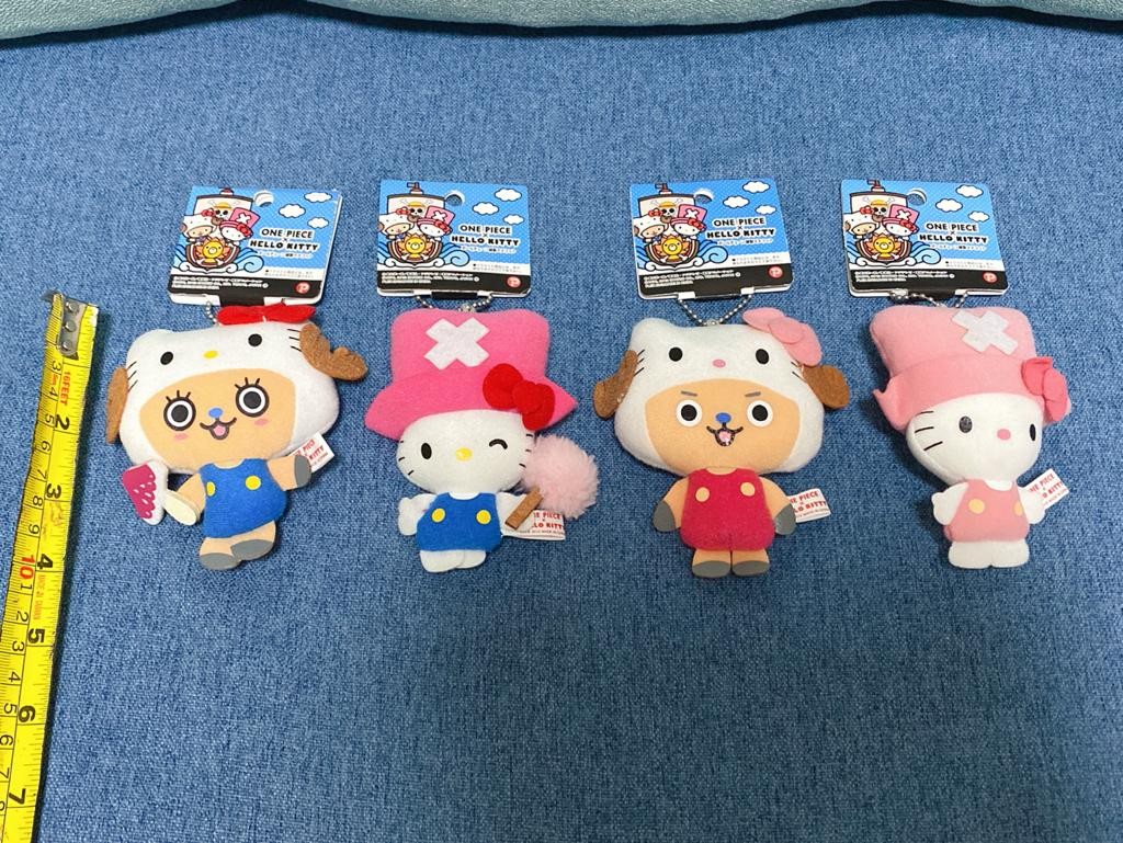 Hello Kitty x Chopper one piece crossover, 興趣及遊戲, 玩具 & 遊戲類 Carousell