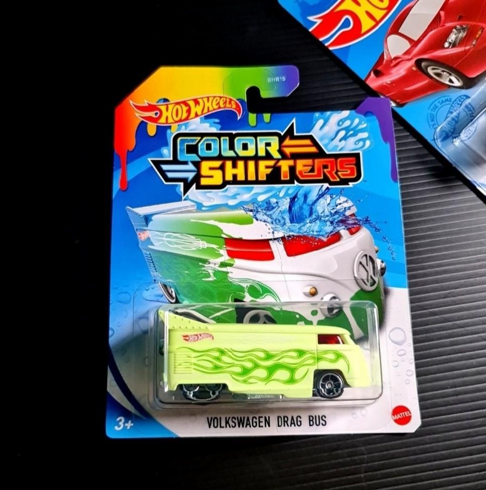 Hot Wheels Color Shifter Volkswagen Drag Bus main image 1
