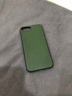 iphone8+軍綠色矽膠手機殼