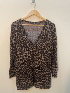 (Category: ) located in . Submitted by mango.clothes (Listing ID 1116039150, Image 1). Description: .