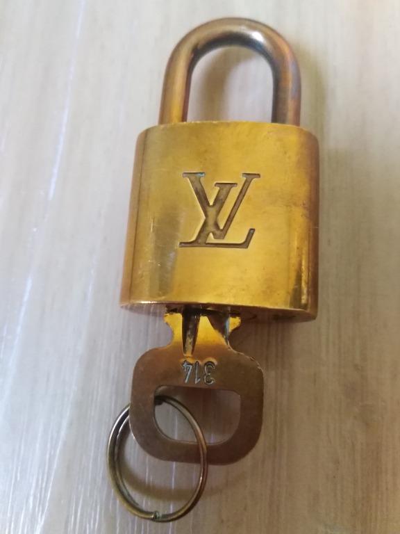 SALE!!! Louis Vuitton lock and key (Category: Luxury Accessories) located in Quezon City. Submitted by rendez-vous20 (Listing ID 1115918228, Image 3). Description: Authentic Louis Vuitton lock and key "MONEY BACK IF PROVEN FAKE" 2,500 each 314 - sold .