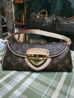 (Category: ) located in . Submitted by memj_closet (Listing ID 1116051256, Image 1). Description: .