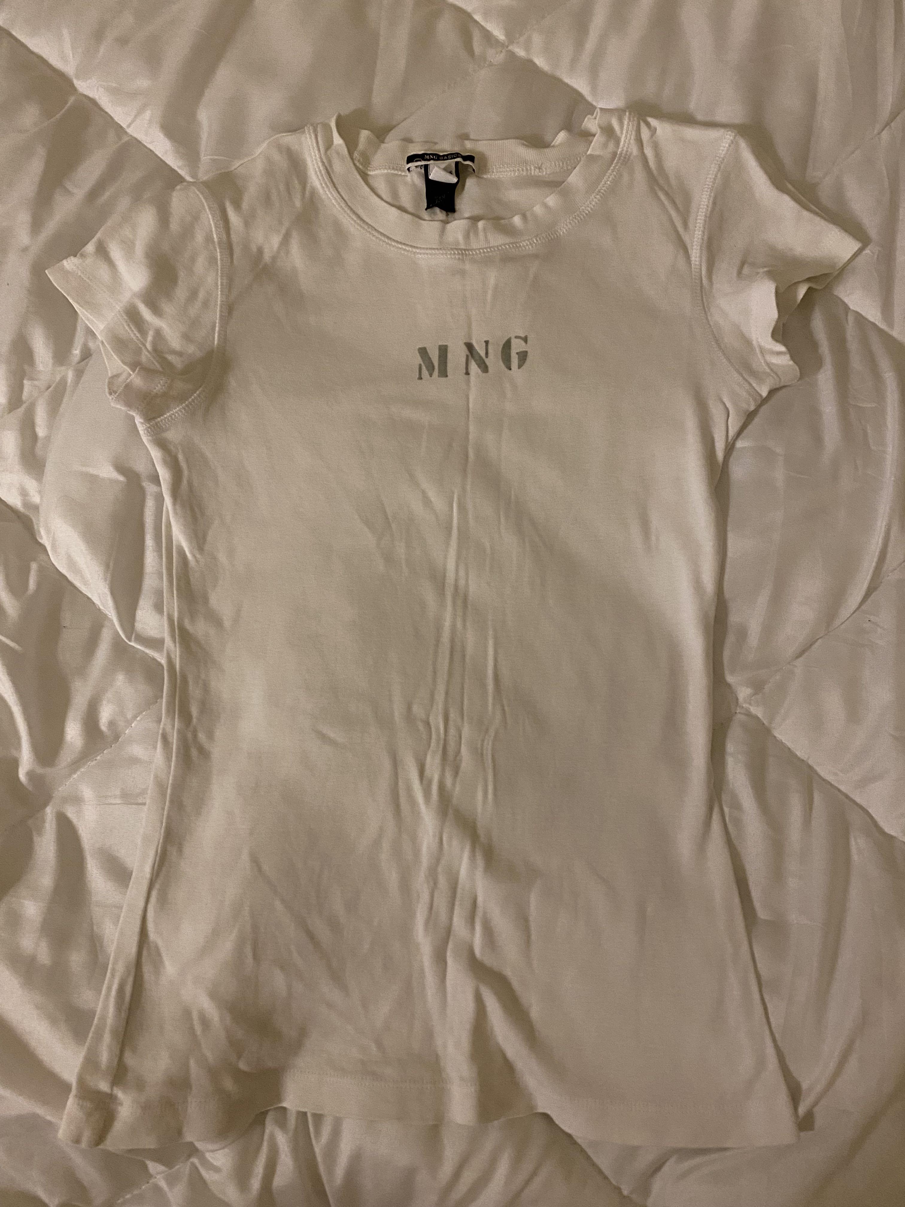 Mango basics white shirt (Category: Shirts) located in Pasig City. Submitted by _matchabby (Listing ID 1115991633, Image 1). Description: .