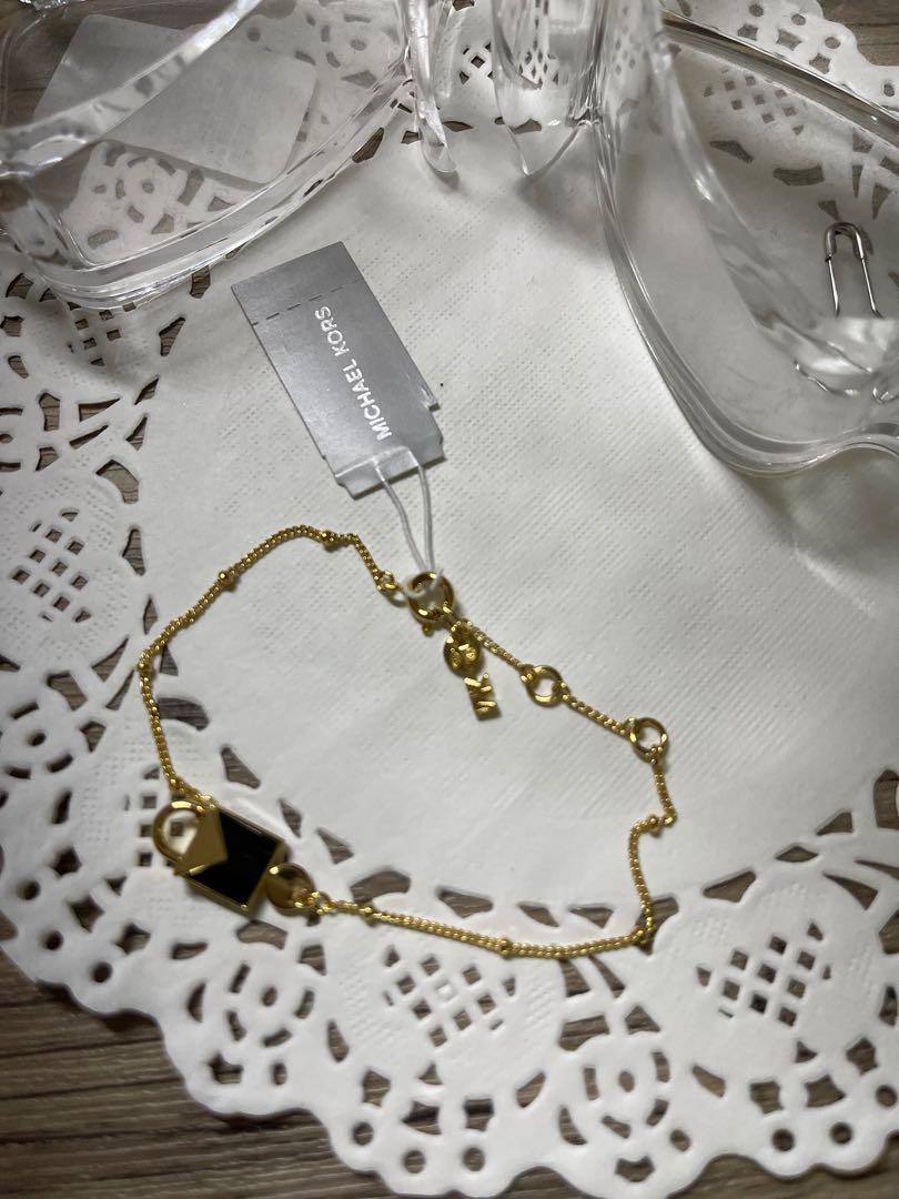 Michael kors pave padlock bracelet hot sale