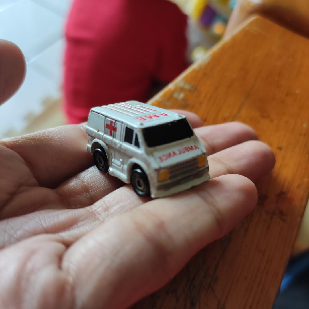 Micro machines sale ambulance
