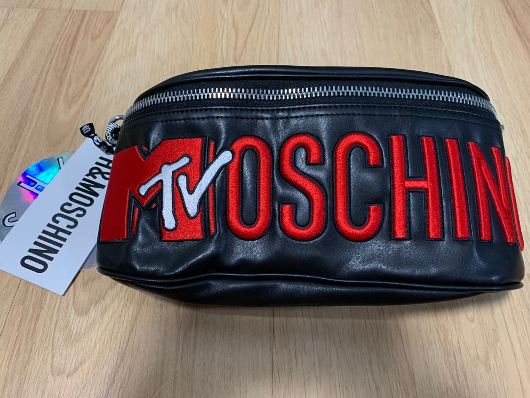 Moschino h&m fanny hot sale pack