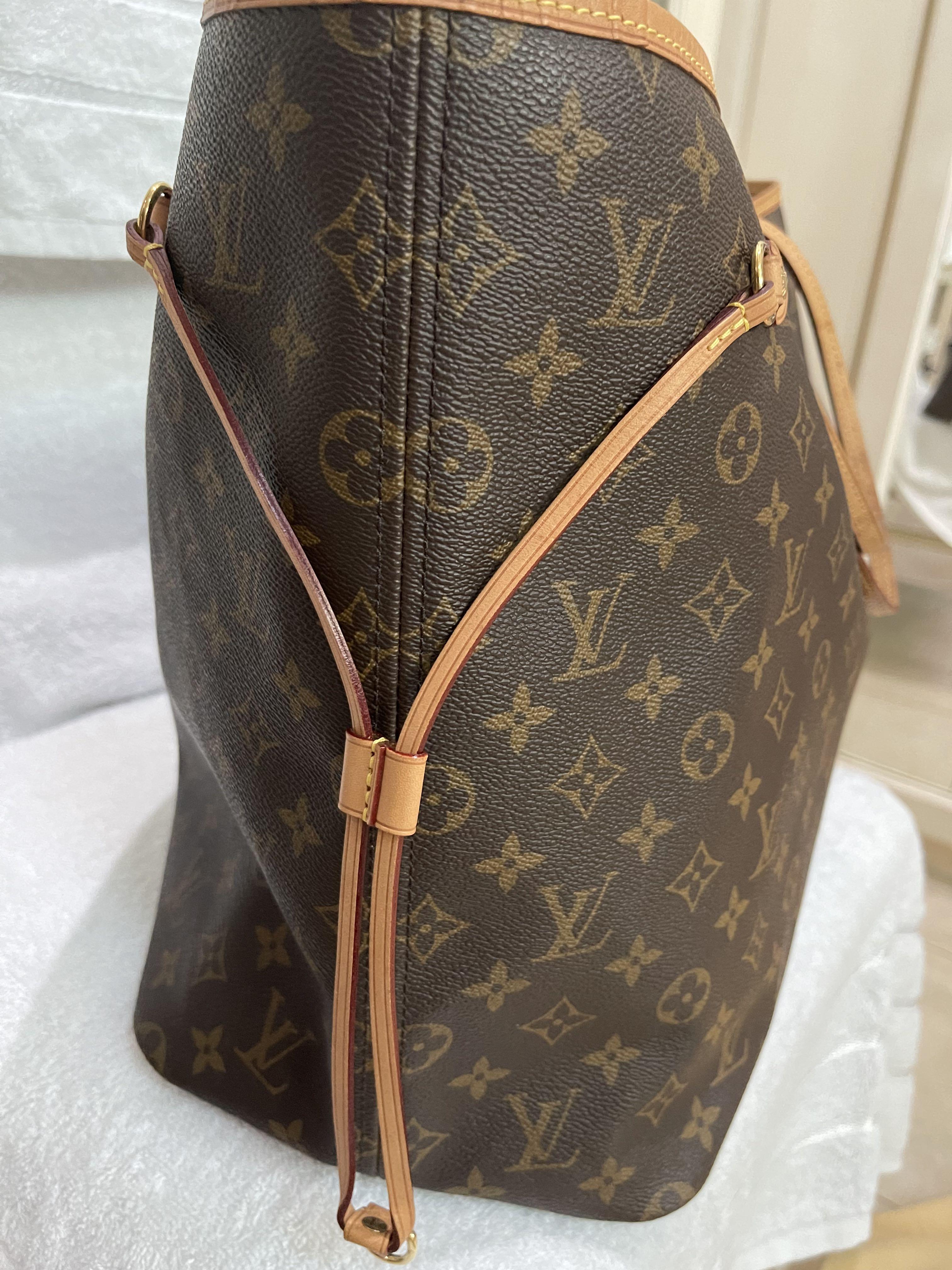 SALE‼️ 💯Louis Vuitton Neverfull GM, Luxury, Bags & Wallets on Carousell