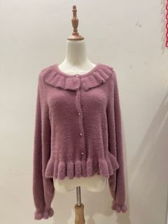 (Category: ) located in . Submitted by mango.clothes (Listing ID 1116041922, Image 1). Description: .