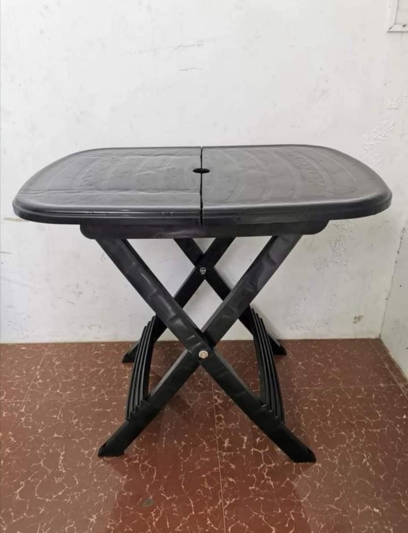 Plastic Folding Table (Category: Tables & Sets) located in Manila. Submitted by thechecklistph (Listing ID 1116015302, Image 1). Description: Plastic FoldingTable Price: P550 Perfect for dining, studying or as work table. 31x23x28 inches (LWH) Pick up or shipping to be paid by buyer.