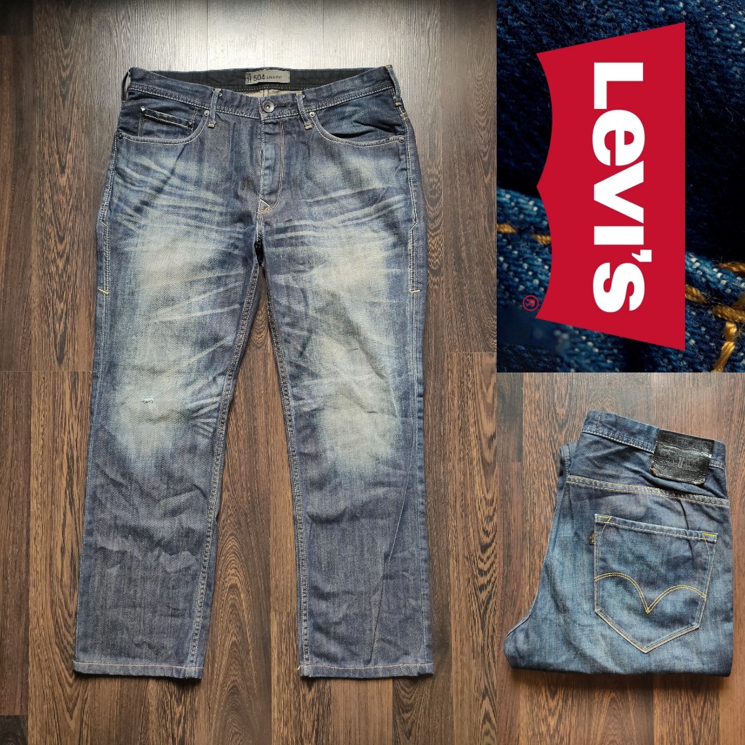 levis black patch