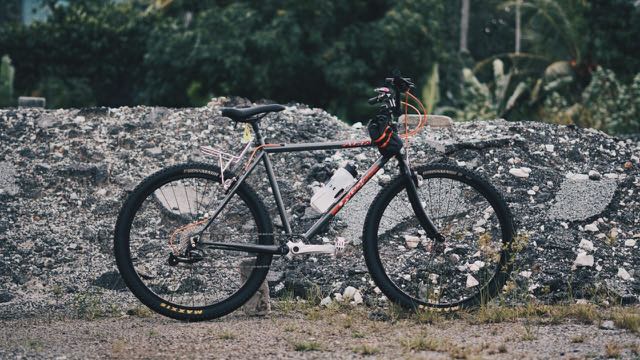 Mongoose alta 2025 bike