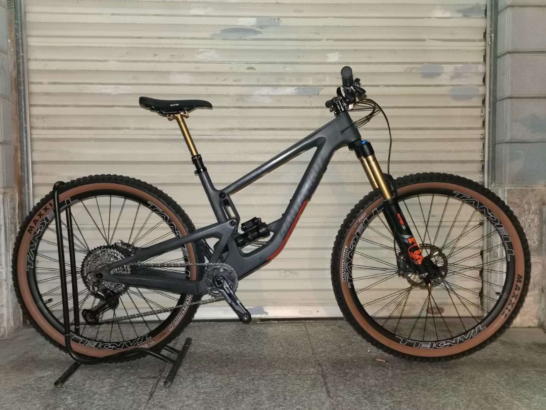 Custom santa cruz megatower clearance