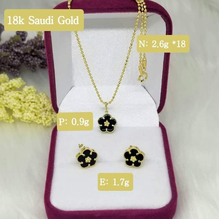 18K Real Gold V.C Black Flower Necklace