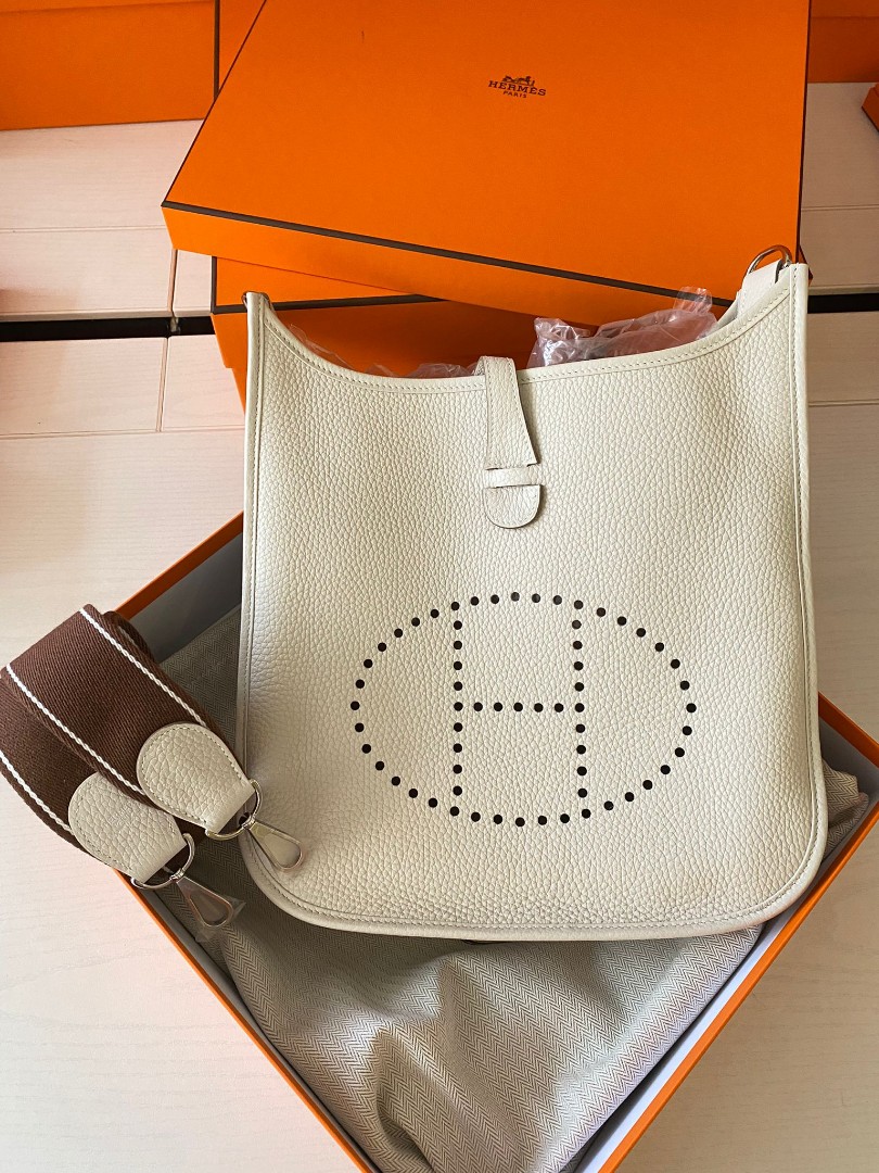 現貨Hermes Evelyne III 29 bag (Craie/Noisette/Blanc), 名牌, 手袋及 