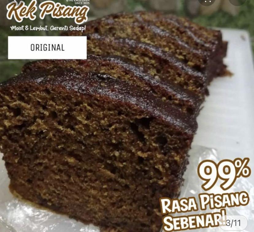 Banana Cake Kek Pisang Halal Food Drinks Homemade Bakes On Carousell