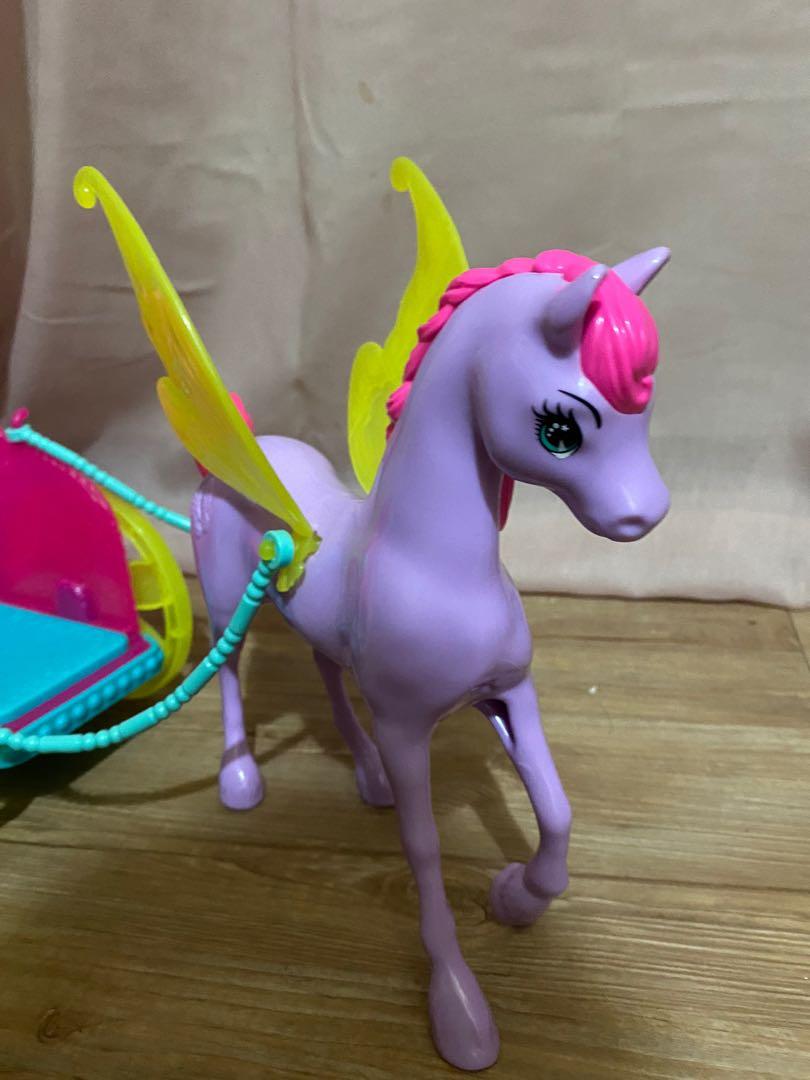 Barbie dreamtopia princess pegasus & chariot top