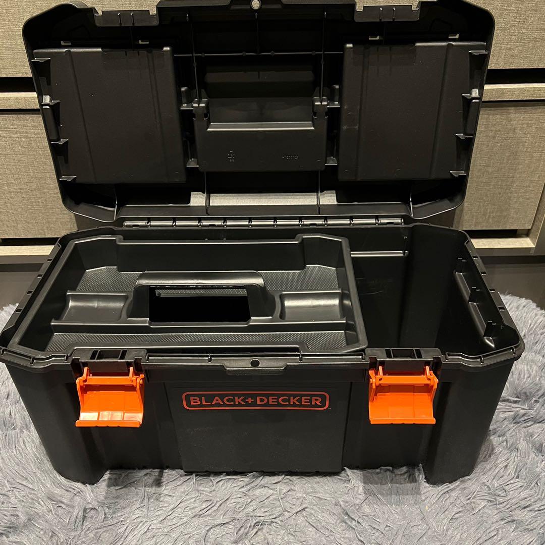 Black + Decker 19 inch tool box large, Furniture & Home Living