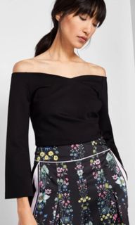 Ted Baker 全新黑色上衣，尺碼 2（亞洲剪裁），相當於英國尺碼 10629748239054101124