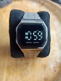 how to set casio touch watch