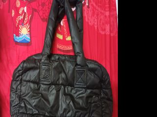 （分類：）位於 。 由 chongtingyan 提交（商品編號 1116099759，圖片 1）。簡介： 。
