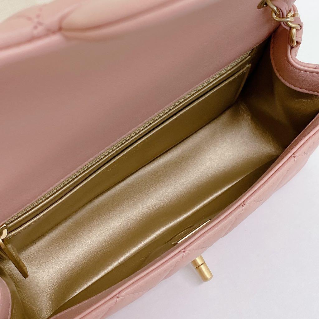 不議價！Chanel Mini Flap 20cm with gold ball ( Pink ), 名牌, 手袋及銀包- Carousell
