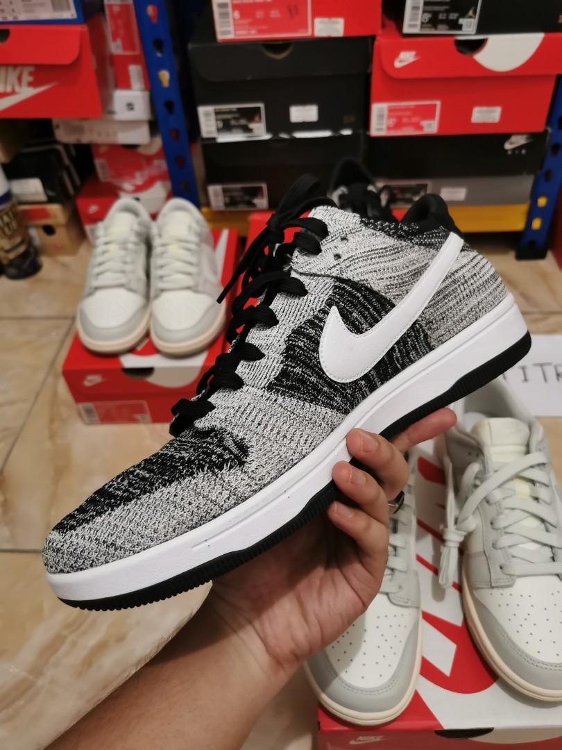 Nike dunk sales low flyknit oreo