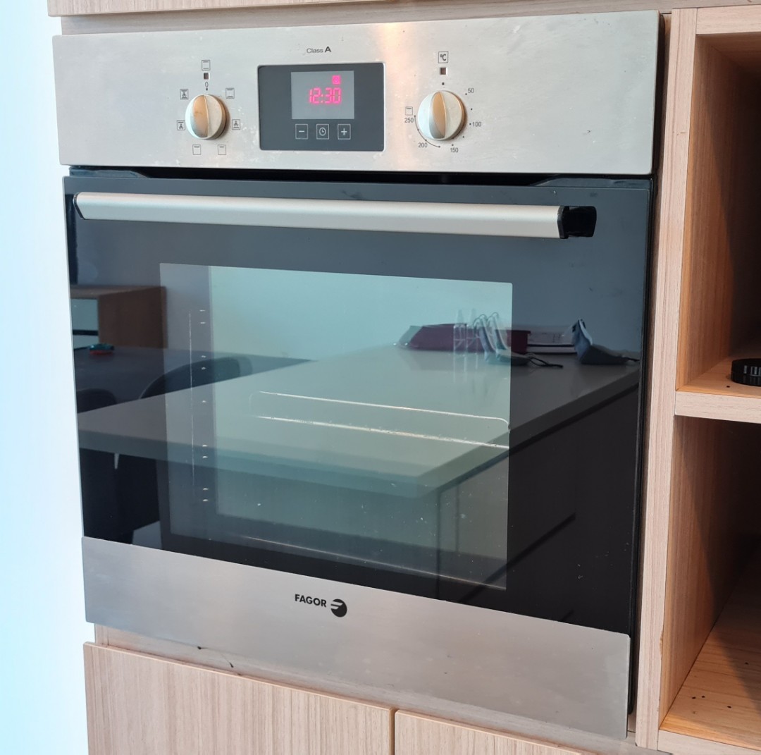 Fagor built shop in oven