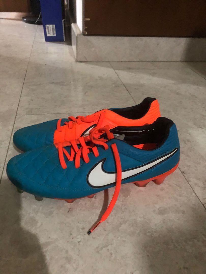 Football shoes 2025 size 7