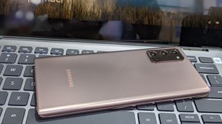 （分類：）位於 。 由 hkgeek 提交（商品編號 1116180486，圖片 1）。簡介： 。