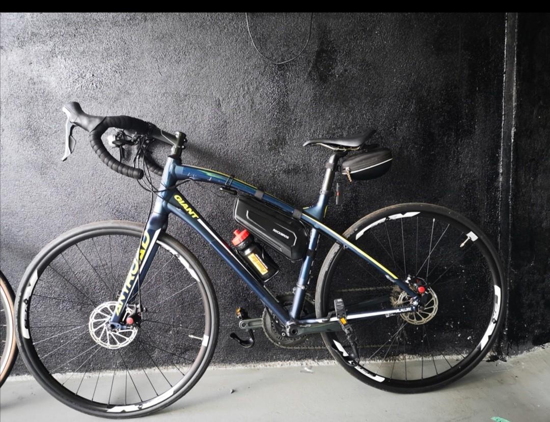 Giant Anyroad Gravel bike Sports Equipment Bicycles Parts