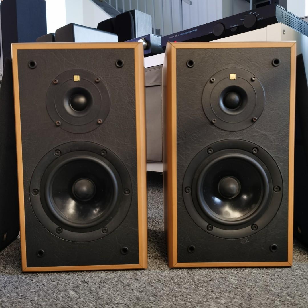 Kef cheap cresta 2