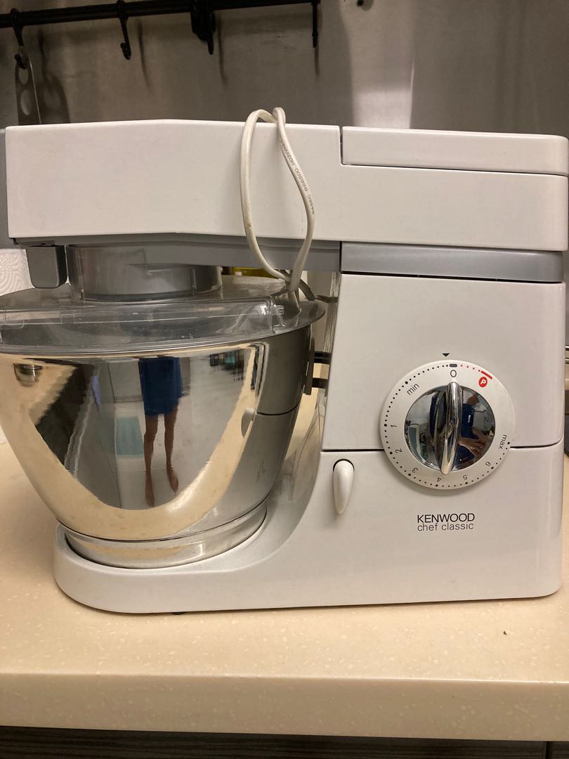 Kenwood KM410 chef classic stand mixer, TV & Home Appliances, Kitchen