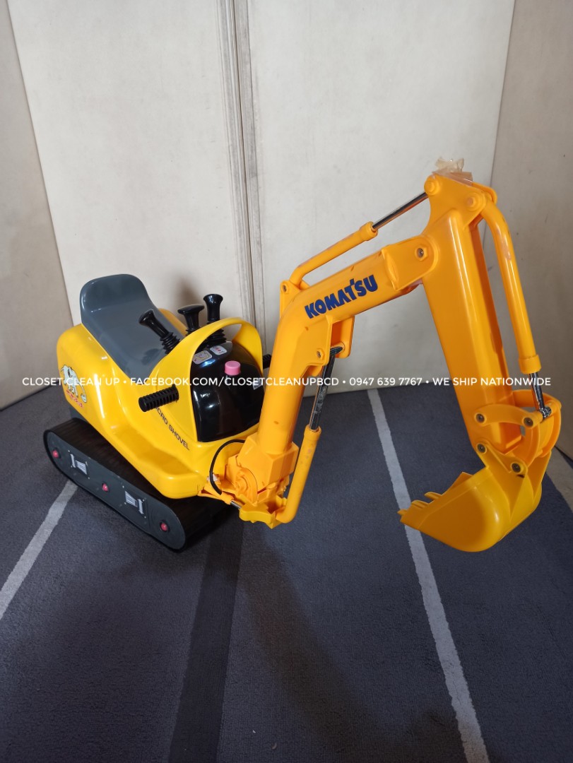 Ride on mini excavator hot sale