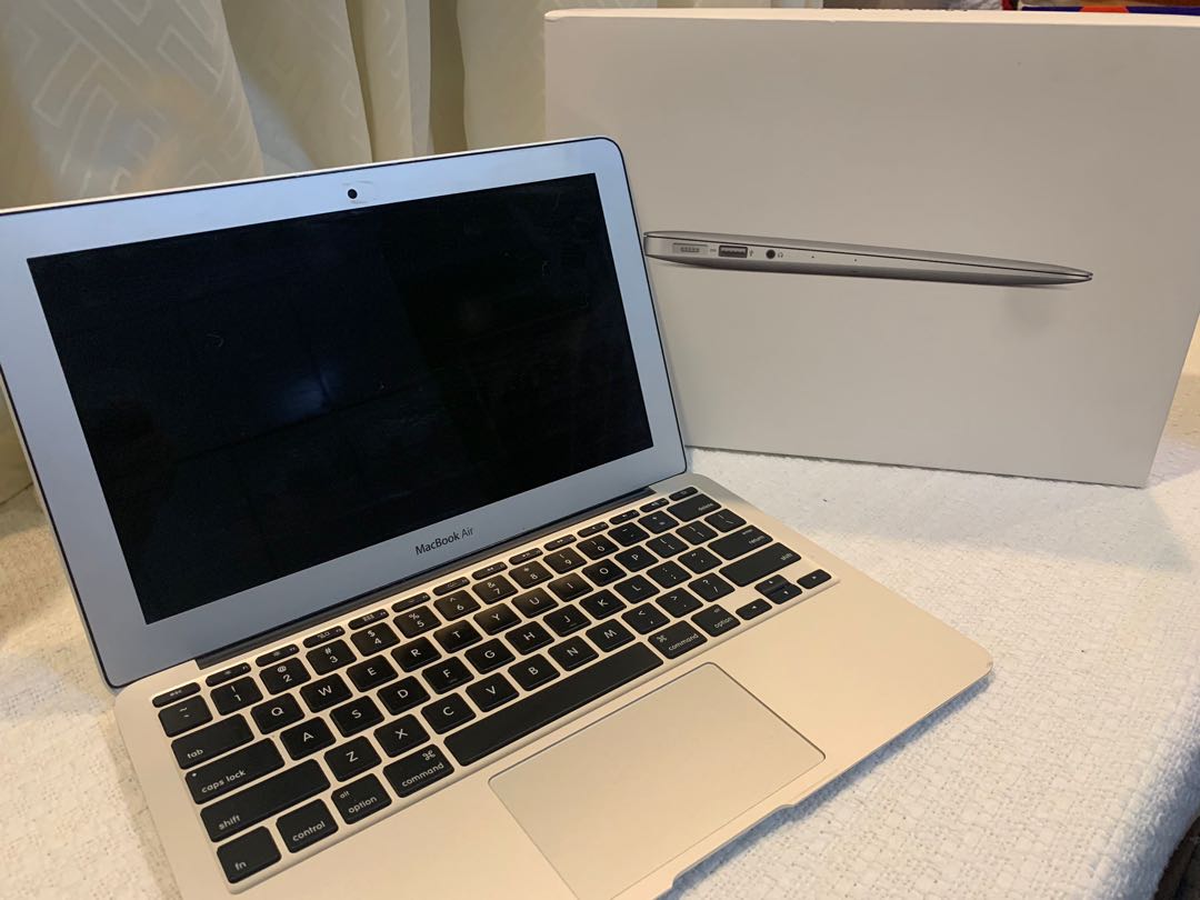 [綺麗 美品]MacBook Air 11inch Model No:A1465主な仕様
