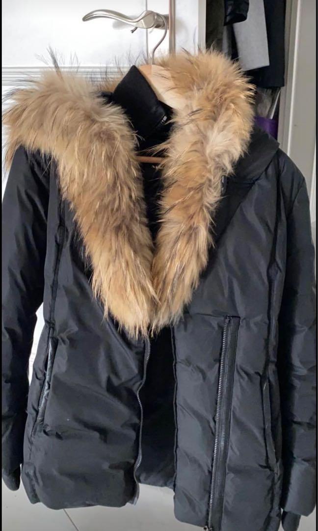 MACKAGE JACKET (Category: Clothes) located in Toronto. Submitted by melxox_ (Listing ID 1116197908, Image 2). Description: Like new Worn twice .