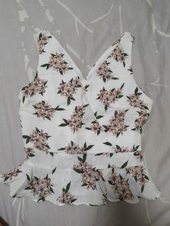 Ninth Sleeveless Floral Top