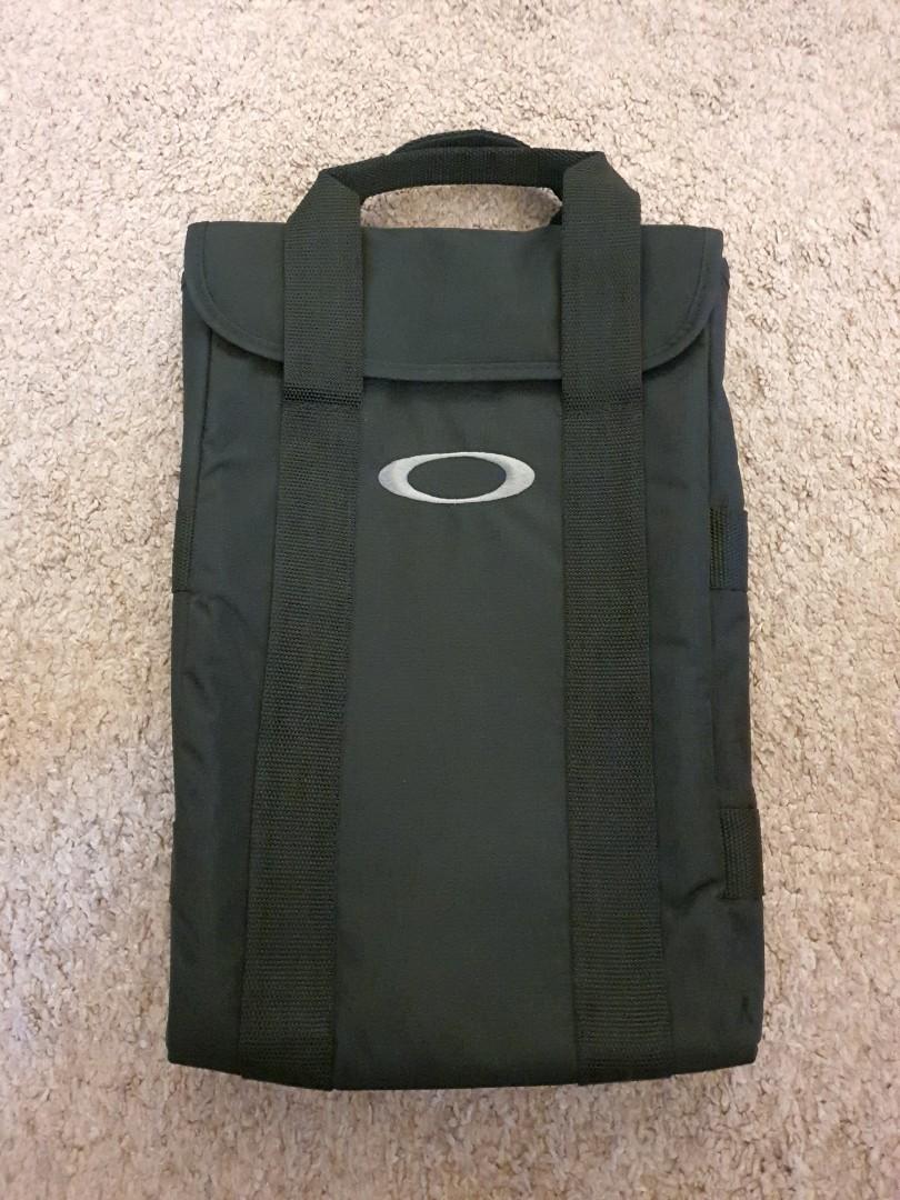 Oakley Laptop Carrier, Computers & Tech, Parts & Accessories, Laptop