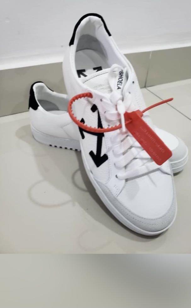 OFF WHITE (Category: Sneakers) located in Petaling Jaya. Submitted by khmk3838 (Listing ID 1116257620, Image 1). Description: Brand new to sell off .