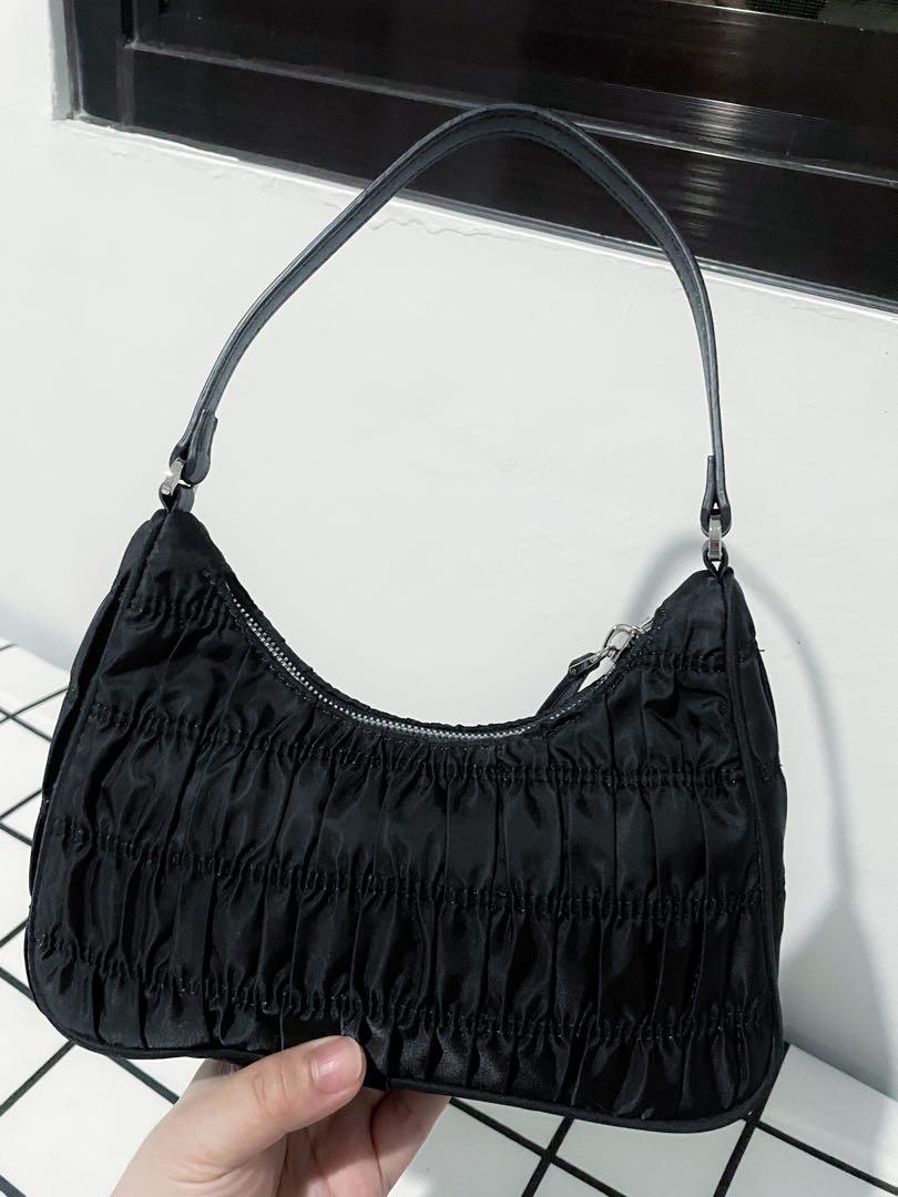 Kathryn bernardo on sale prada bag